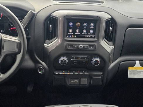 Used 2024 Chevrolet Silverado 1500 Custom image 16