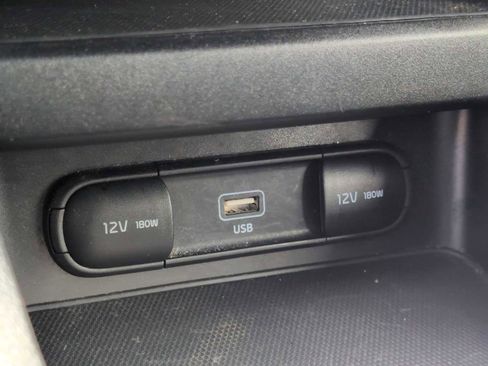 Used 2023 Kia Forte LXS image 28