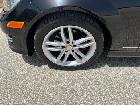 Used 2014 Mercedes-Benz C 250 Sedan image 19