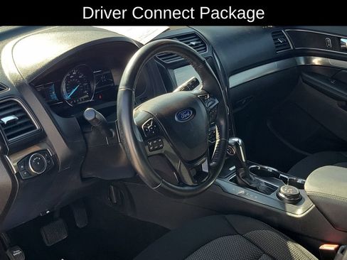 Used 2019 Ford Explorer XLT AWD/4WD image 7