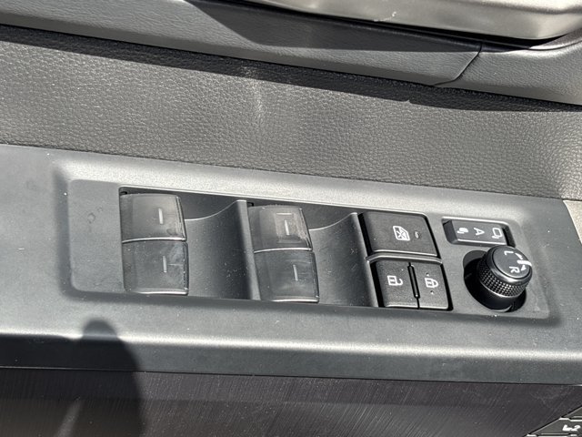 Used 2026 Toyota Sequoia Platinum AWD/4WD image 27