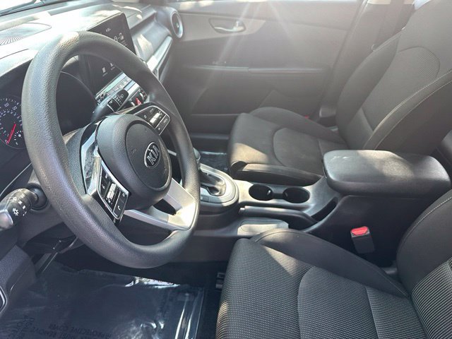 Used 2019 Kia Forte LXS FWD image 12