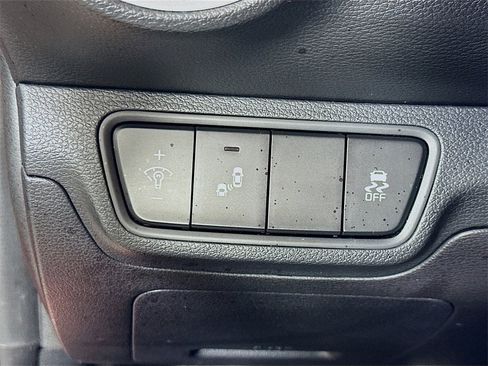 Used 2023 Kia Forte LXS w/ LXS Technology Package image 21