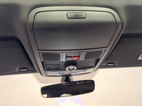 Used 2017 Volkswagen Jetta GLI FWD image 36