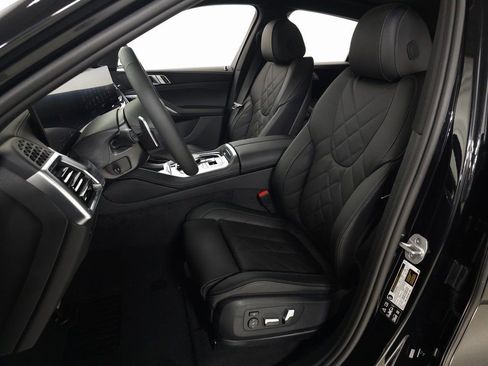 Used 2026 BMW X6 xDrive40i w/ Premium Package image 13