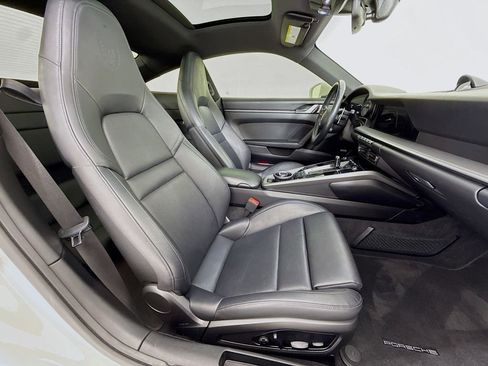 Certified 2021 Porsche 911 Carrera RWD image 29