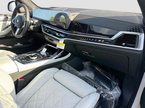 New 2027 BMW X7 xDrive40i w/ M Sport Package AWD/4WD image 22