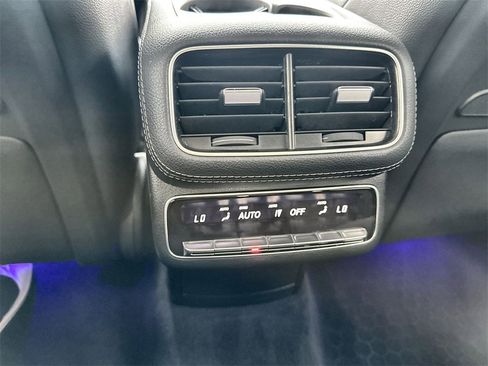 Used 2024 Mercedes-Benz GLS 450 4MATIC image 16