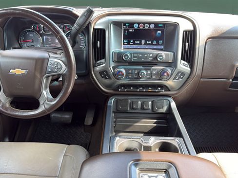 Used 2018 Chevrolet Silverado 2500 LTZ w/ Duramax Plus Package AWD/4WD image 19