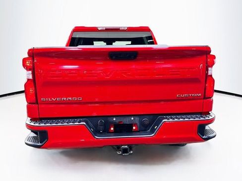 Used 2023 Chevrolet Silverado 1500 Custom image 6