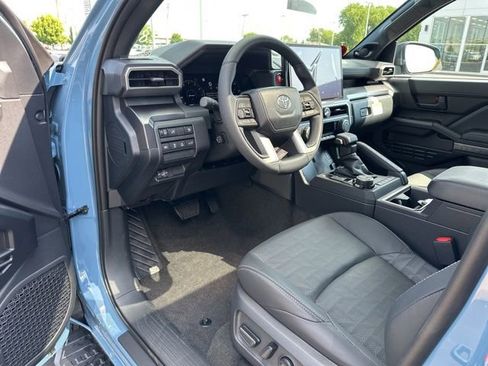 New 2026 Toyota 4Runner TRD Off-Road Premium AWD/4WD image 24