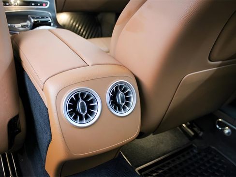 Used 2022 Mercedes-Benz E 450 Cabriolet image 12