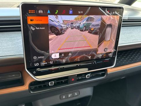 New 2025 Volkswagen ID. Buzz Pro S Plus image 41