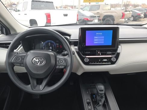 New 2026 Toyota Corolla Cross L image 12