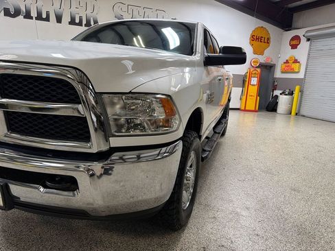 Used 2018 RAM 2500 SLT AWD/4WD image 13