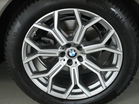 Used 2024 BMW X7 xDrive40i AWD/4WD image 44