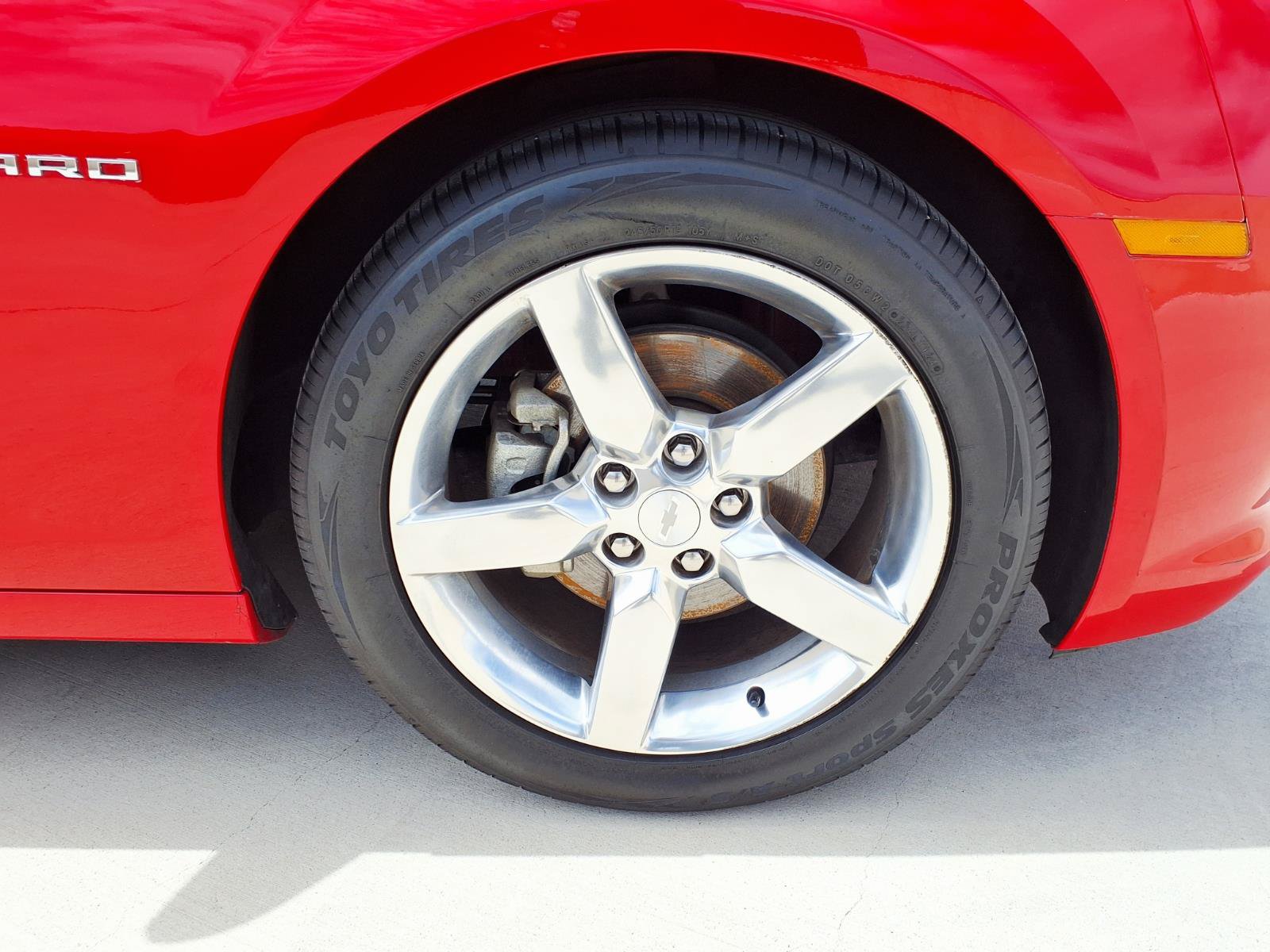 Used 2015 Chevrolet Camaro LT w/ 1LT Preferred Package RWD image 8