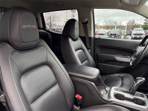 Used 2022 Chevrolet Colorado ZR2 w/ LPO, Door Decal Package image 35