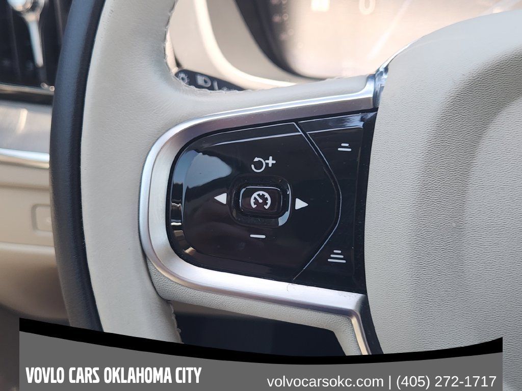 Certified 2024 Volvo XC60 B5 Plus w/ Protection Package Premier AWD/4WD image 22