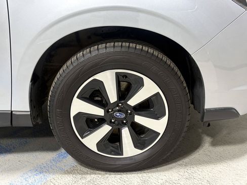Used 2018 Subaru Forester 2.5i Limited AWD/4WD image 36