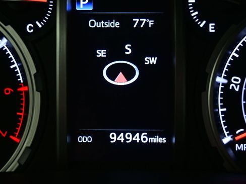 Used 2022 Toyota 4Runner TRD Sport w/ Technology Package AWD/4WD image 26