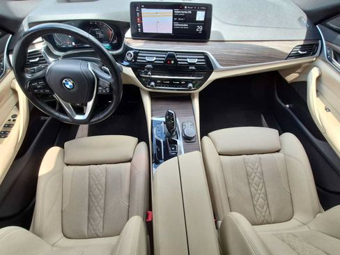Used 2023 BMW 540i xDrive w/ Premium Package AWD/4WD image 15