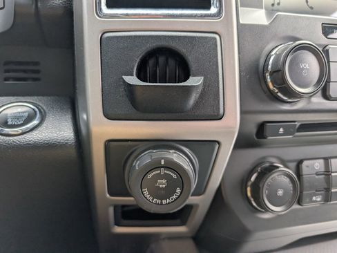 Used 2015 Ford F150 XL w/ Equipment Group 101A Mid image 18