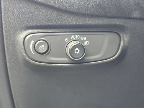 Used 2022 Chevrolet Equinox LT AWD/4WD image 19