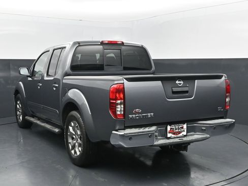 Used 2019 Nissan Frontier SL RWD image 4