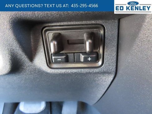 Used 2025 Ford Expedition Platinum AWD/4WD image 17