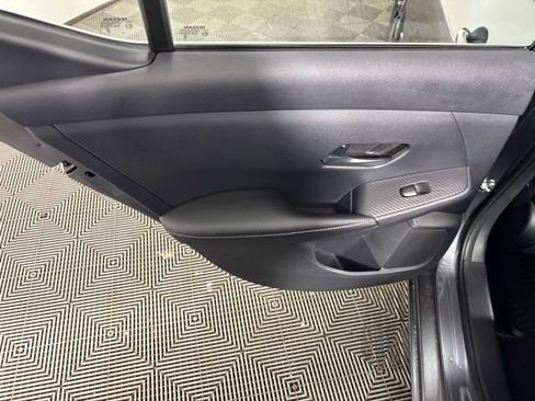 Used 2025 Nissan Sentra SV w/ All-Weather Package FWD image 11