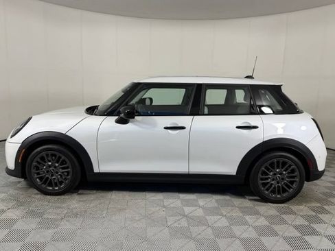 Used 2025 MINI Cooper S FWD image 3