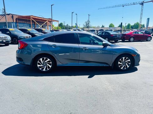 Used 2017 Honda Civic EX image 8