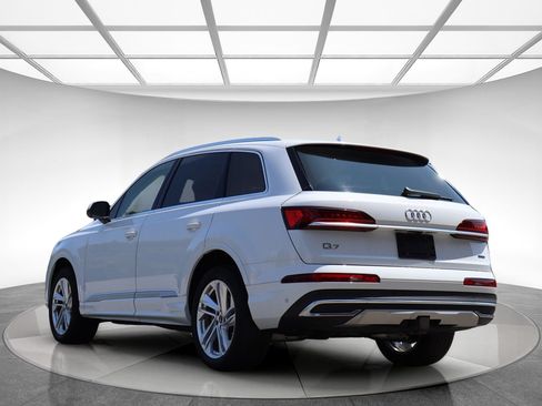 Used 2023 Audi Q7 2.0T Premium w/ Convenience Package AWD/4WD image 8