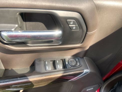 Used 2019 Chevrolet Silverado 1500 RST AWD/4WD image 15