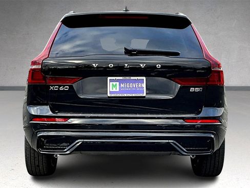 New 2026 Volvo XC60 B5 Plus w/ Protection Package Premier image 4