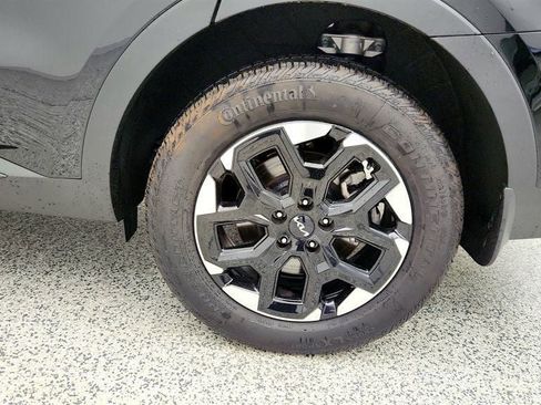 Used 2025 Kia Sorento S w/ Panoramic Sunroof Package image 9