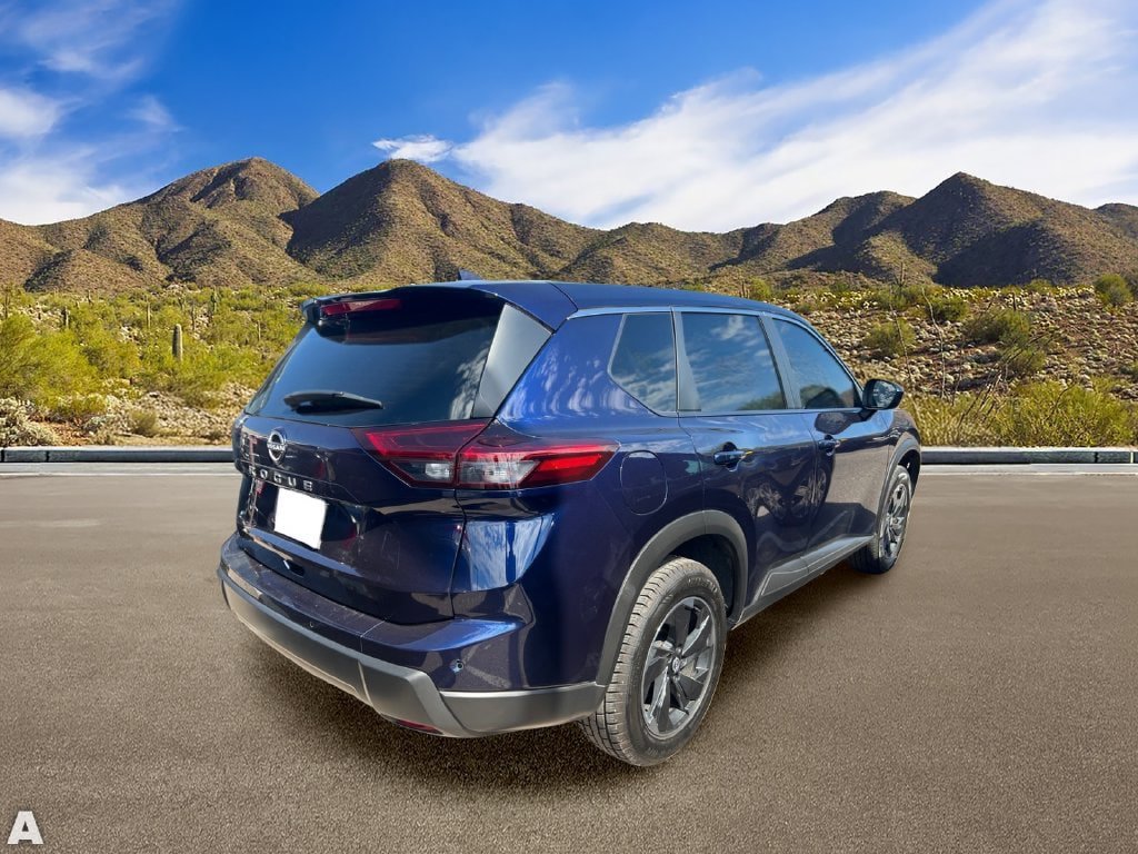 Used 2025 Nissan Rogue SV FWD image 4