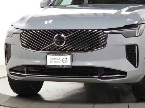 Certified 2026 Volvo XC90 B6 Plus AWD/4WD image 3
