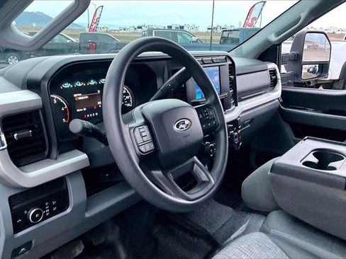 Used 2024 Ford F350 XLT w/ FX4 Off-Road Package image 14