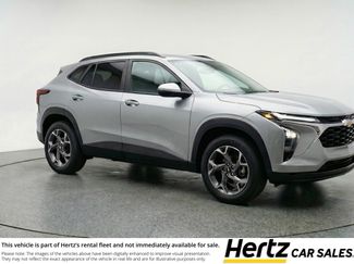 Used 2025 Chevrolet Trax LT FWD video 1