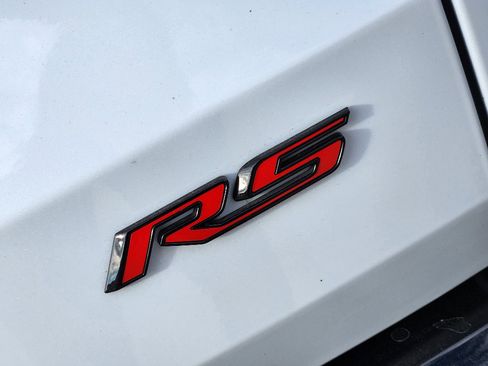 Used 2026 Chevrolet Traverse RS image 10