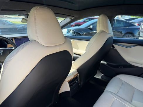 Used 2021 Tesla Model S Long Range Plus AWD/4WD image 21