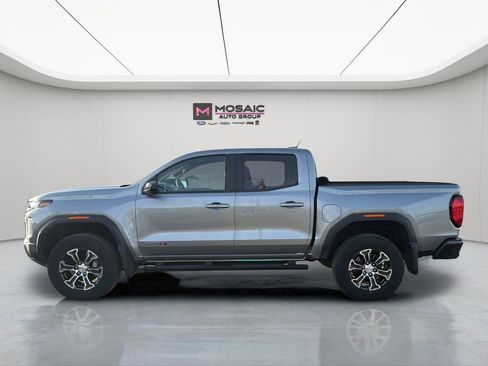 Used 2024 GMC Canyon AT4 w/ Technology Package image 4