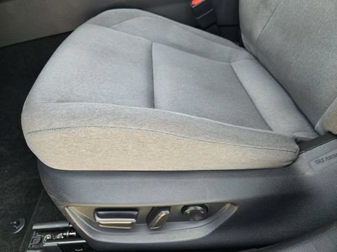 Used 2025 Toyota Camry LE FWD image 16