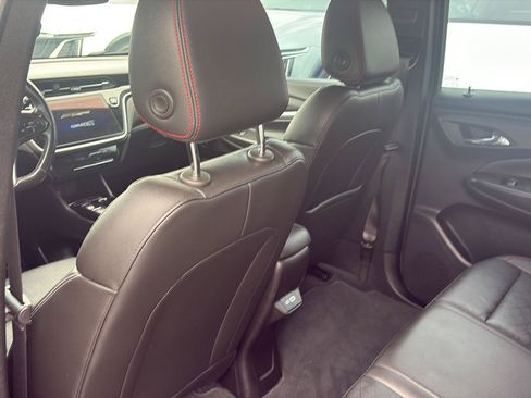 Used 2023 Chevrolet Bolt EUV LT w/ Convenience Package FWD image 26