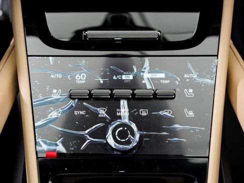 New 2026 Porsche Cayenne image 21