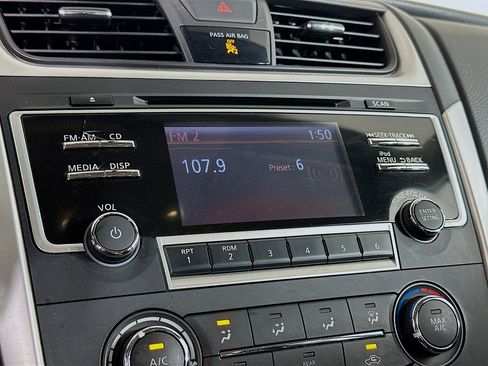 Used 2017 Nissan Altima 2.5 SR image 21