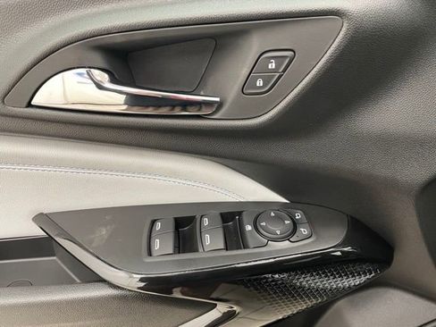 New 2026 Chevrolet Trax LT w/ Driver Confidence Package FWD image 9