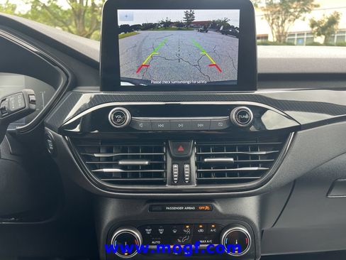 Used 2025 Ford Escape ST-Line FWD image 8